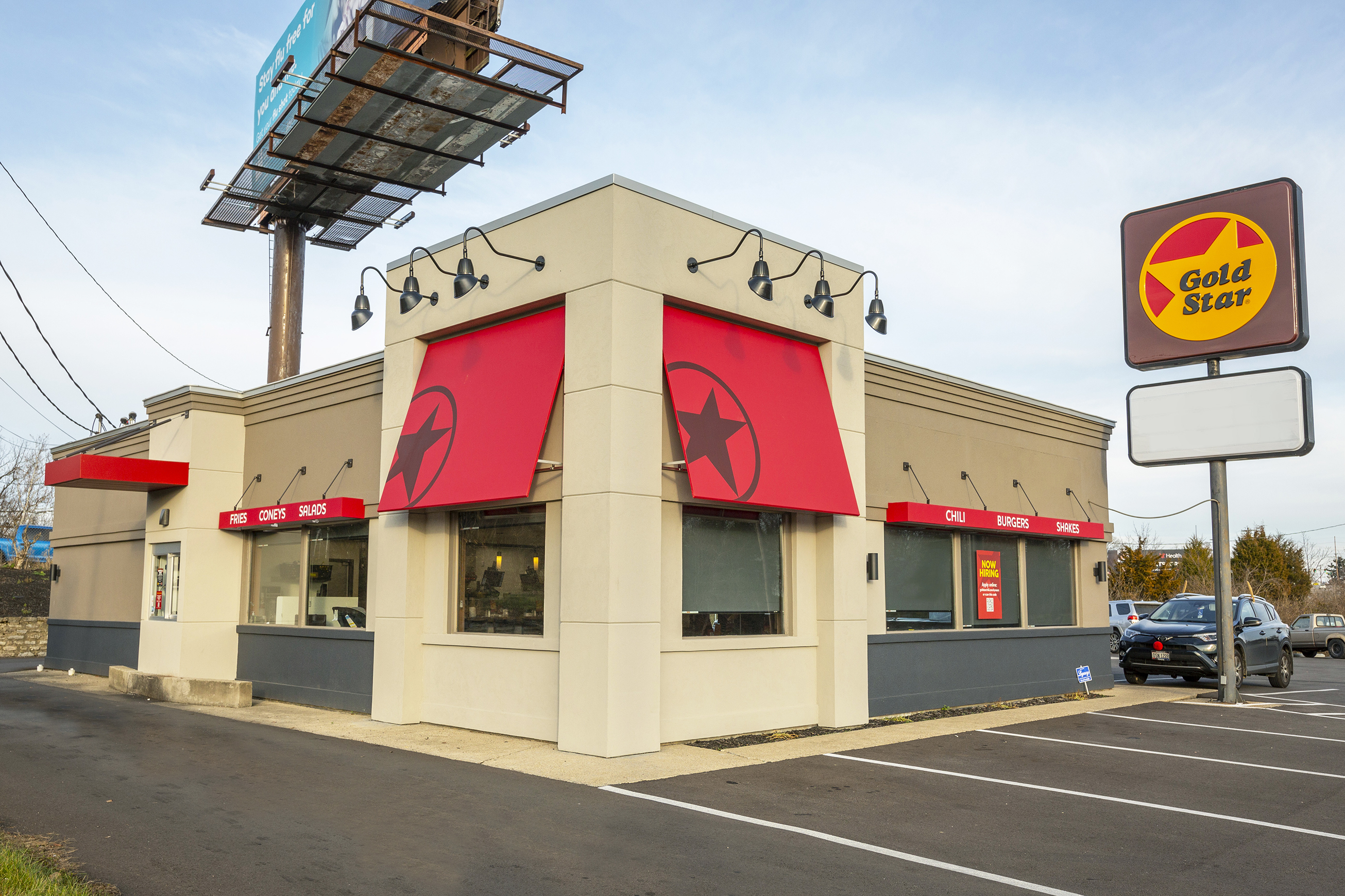 Gold Star Mt. Carmel's newly remodeled storefront and drive-thru. 