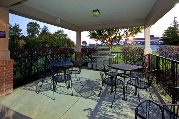 Images Candlewood Suites Louisville Airport by IHG