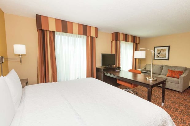 Images Hampton Inn & Suites Jacksonville-Airport
