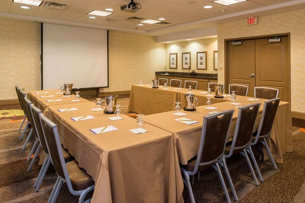 Images Hilton Garden Inn Charlottesville