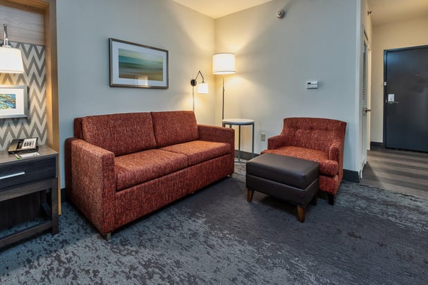 Images Holiday Inn & Suites Memphis - Wolfchase Galleria by IHG