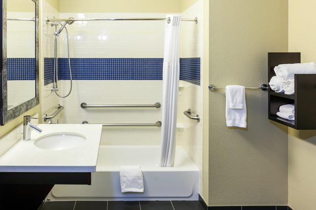 Images Staybridge Suites Tyler University Area by IHG