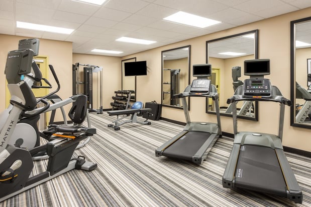 Images Candlewood Suites Building 2020