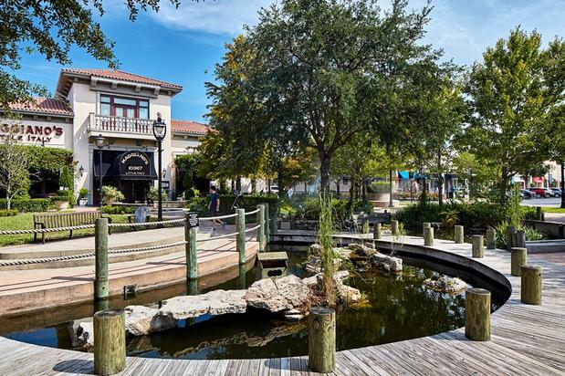 Images St. Johns Town Center