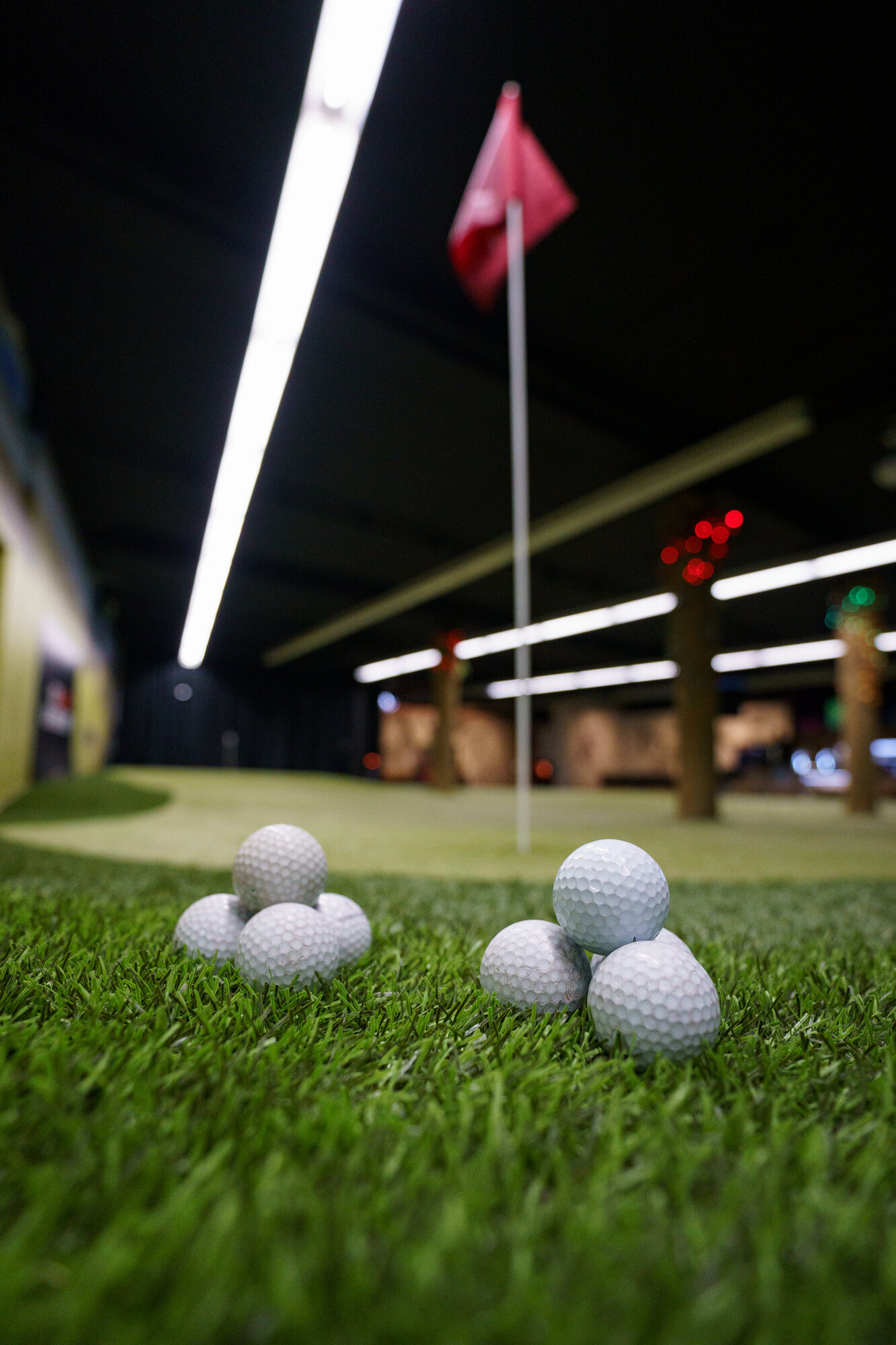 APEX Indoor Golf, Am Weidenbach 23 in Bonn