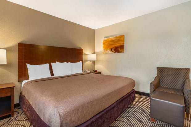 Images Best Western John Muir Inn