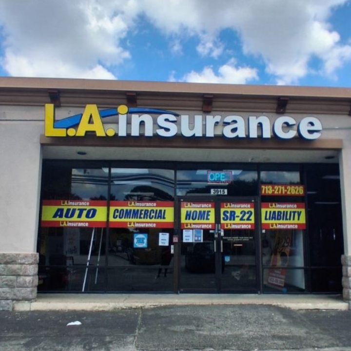Exterior of the L.A. Insurance Agency located at 3915 Shaver St in TX