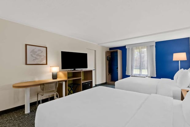 Images Spark by Hilton Daleville Roanoke North