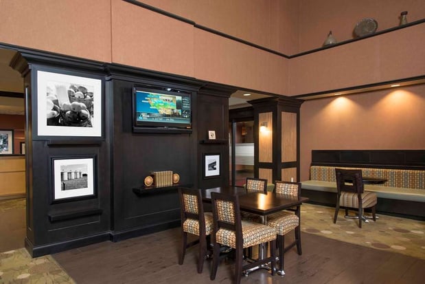 Images Hampton Inn & Suites Danville