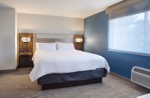 Images Holiday Inn Express Portland East - Troutdale by IHG