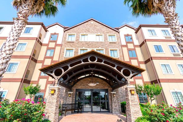 Images Staybridge Suites Houston IAH - Beltway 8 by IHG