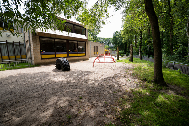 Foto's Humankind - BSO De Bijenkorf
