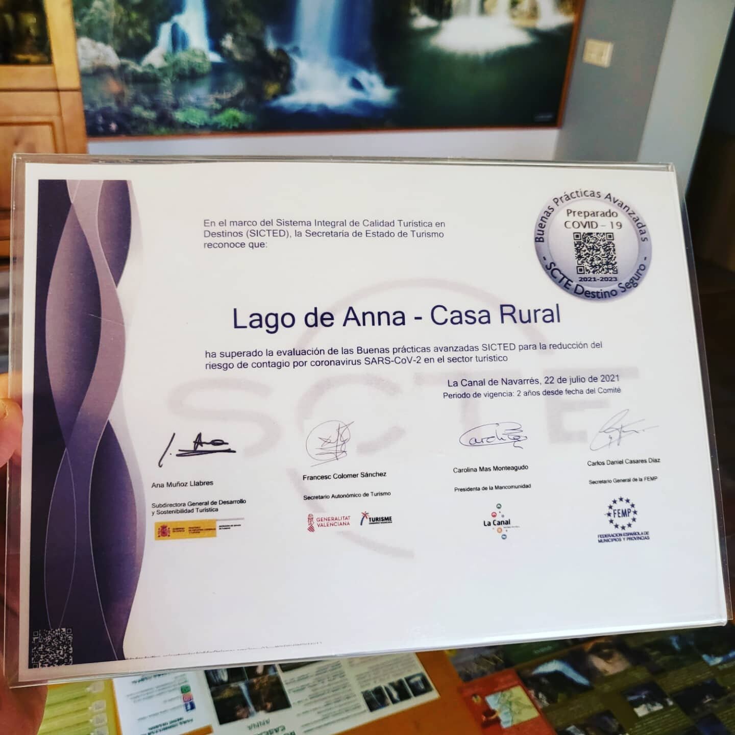 Images CASA Y CABAÑA DEL LAGO