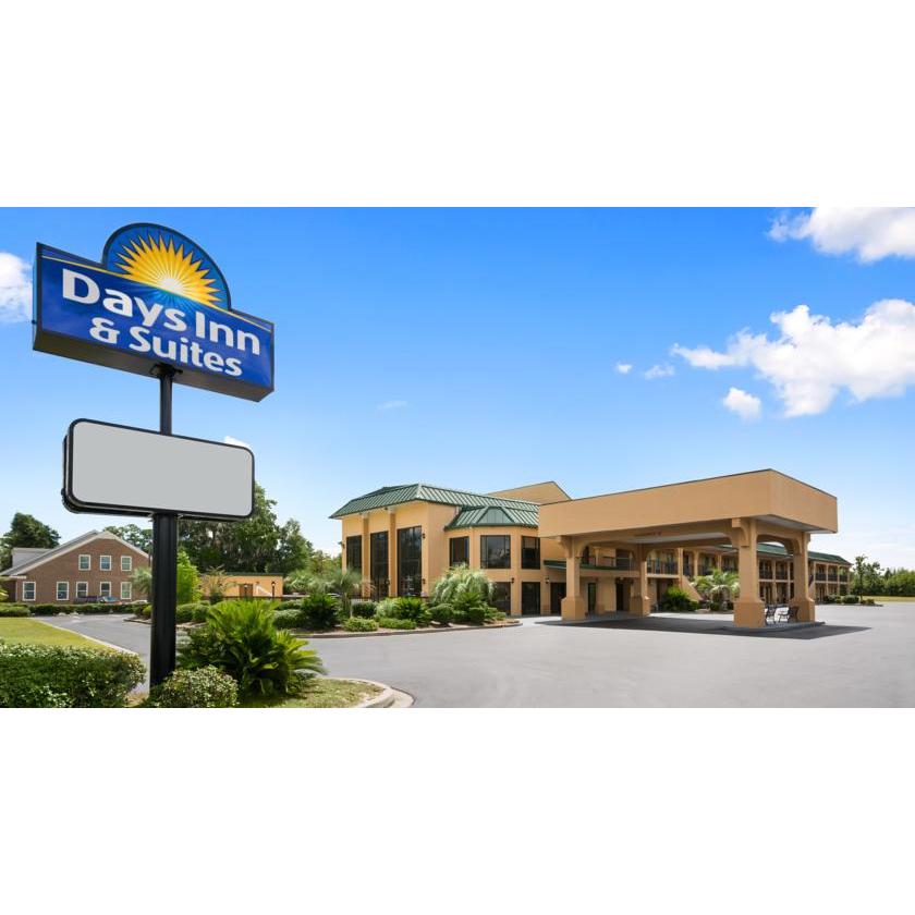 Days Inn & Suites Savannah Midtown