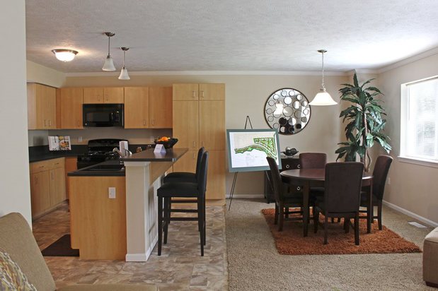 Images Lynbrook Apartment Homes and Townhomes