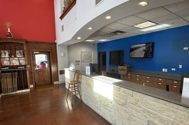 Images SmartStop Self Storage