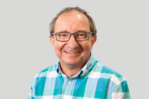 Gregory Braude, Optometrist Partner in our Sydney Chifley Square store