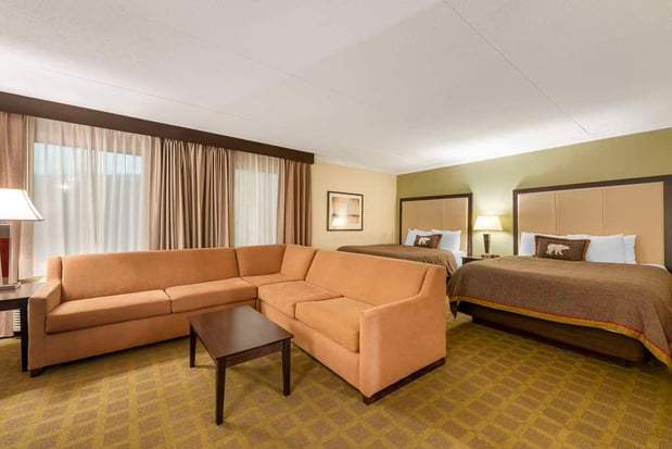 Images Best Western Plus White Bear Country Inn
