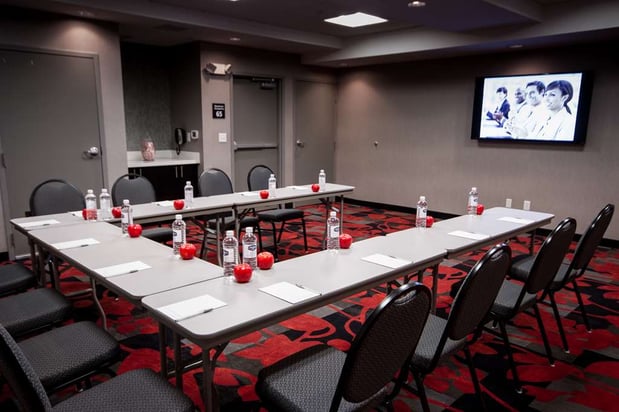 Images Hampton Inn & Suites Roanoke Airport