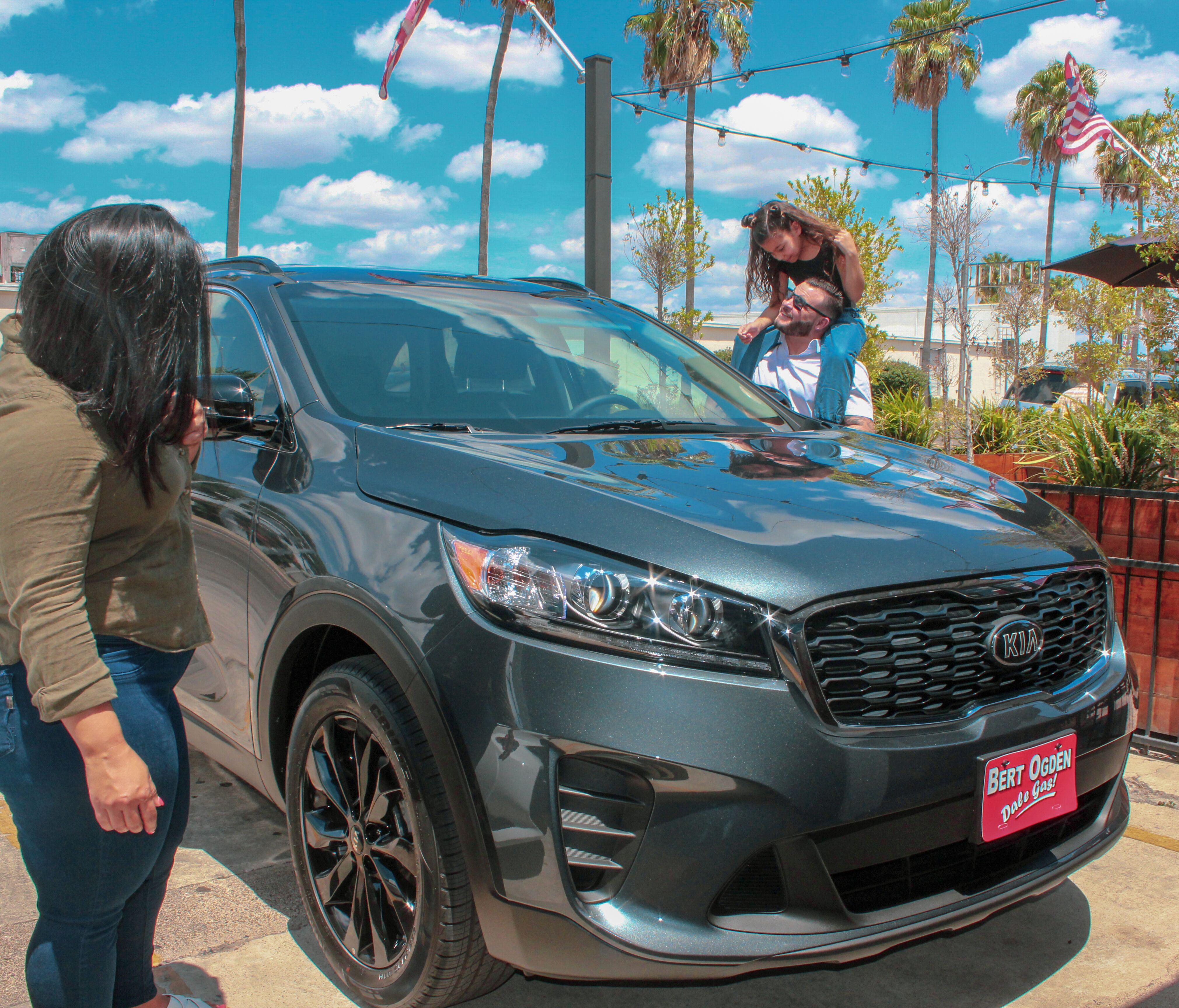 Family is forever, let the Kia Sorrento take you on adventures and make memories with all your loved ones! Stop by Bert Ogden Kia in Mission and test drive one today! Give us a call at (956)391-1570 or visit our location! We're located on the corner of N Shary Rd. and E. Expressway 83.  DaleGas