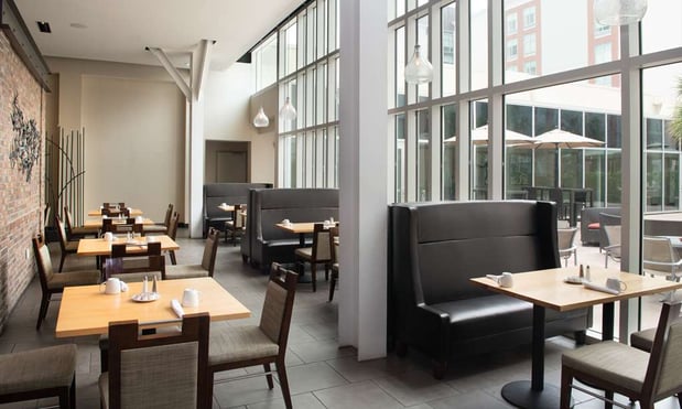 Images DoubleTree by Hilton Hotel & Suites Charleston Airport