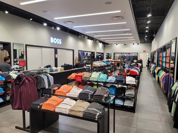 Images BOSS Outlet - Ontario