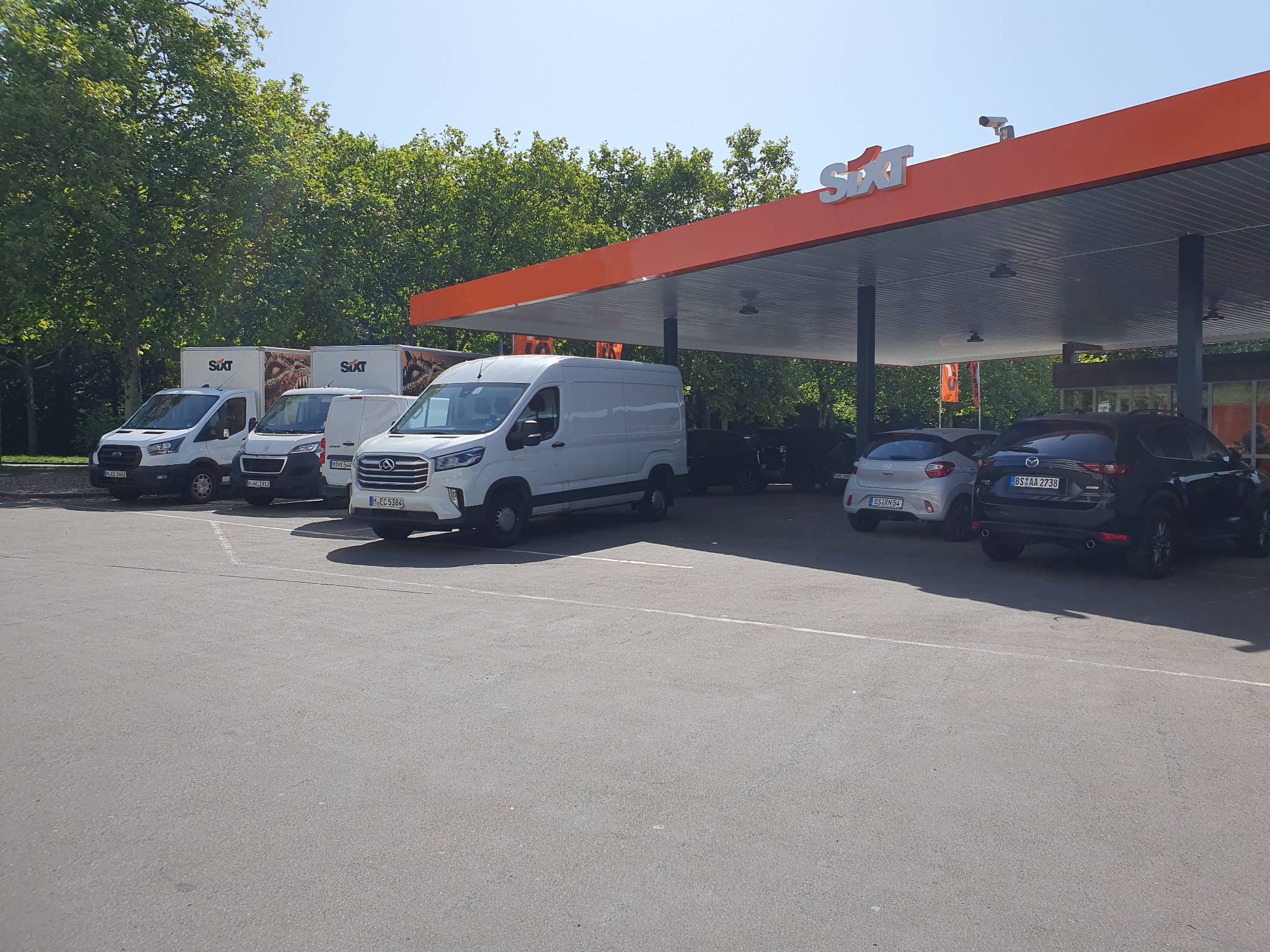 SIXT Autovermietung Braunschweig Süd, Berliner Platz 1B in Braunschweig