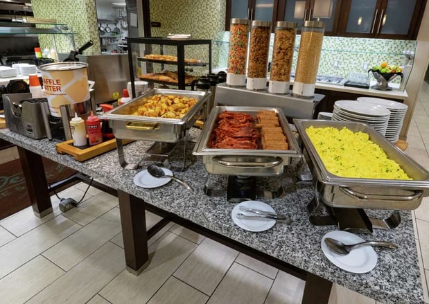 Images Hilton Garden Inn Buffalo Downtown