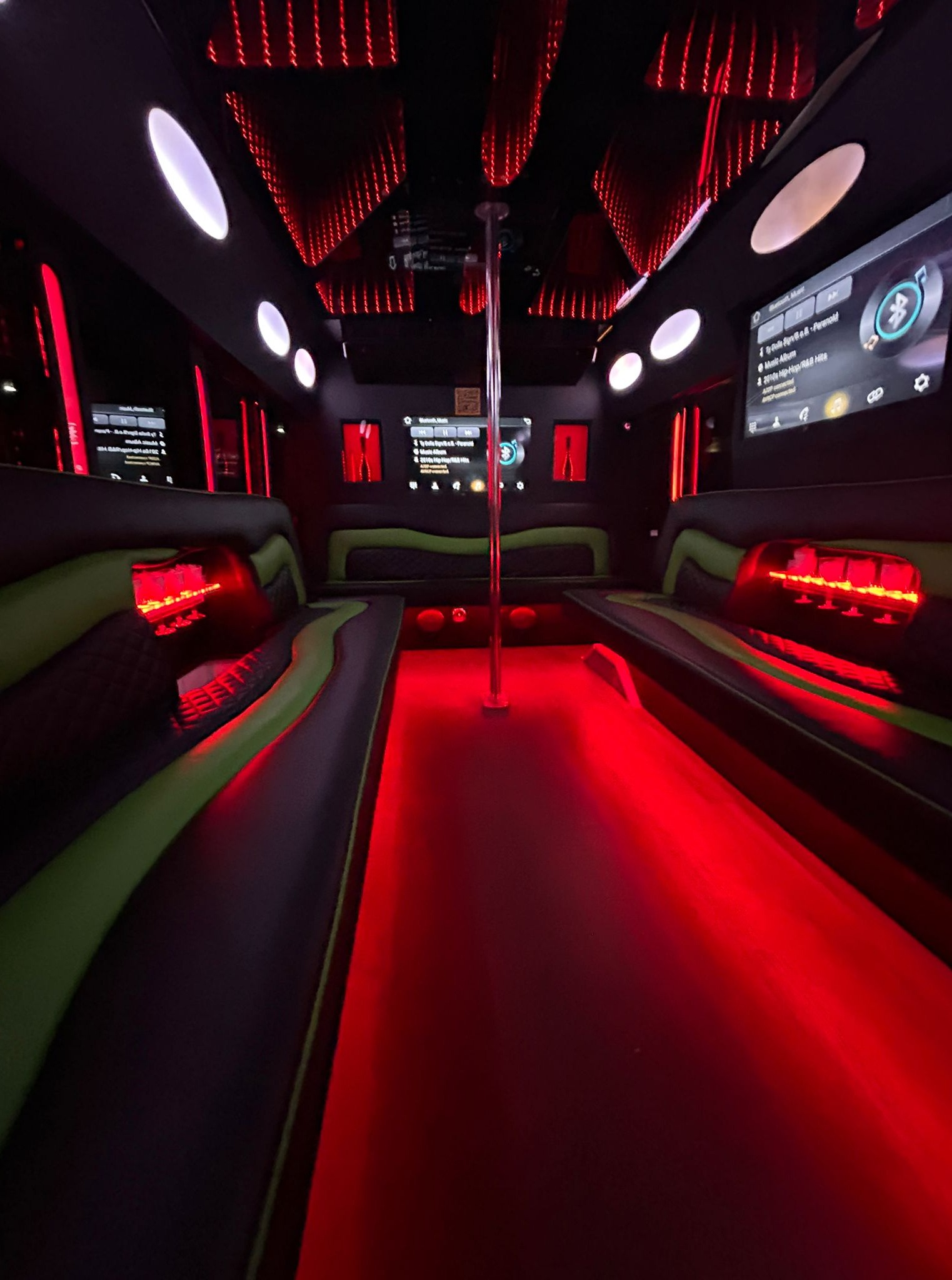 Las Vegas Party Bus Luxury 20-24 Passenger Party Bus with dancer pole, TVs, youtube music player, state of the art sound and audio.