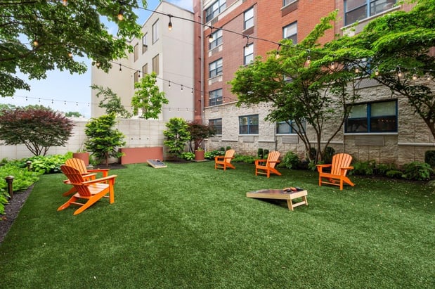 Images The Monroe Apartments