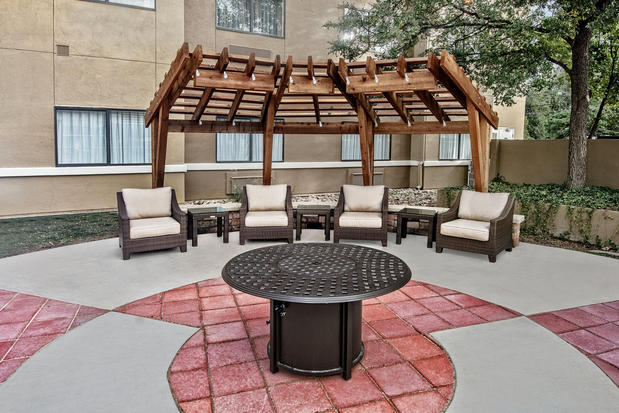 Images Staybridge Suites Lubbock - University Area by IHG
