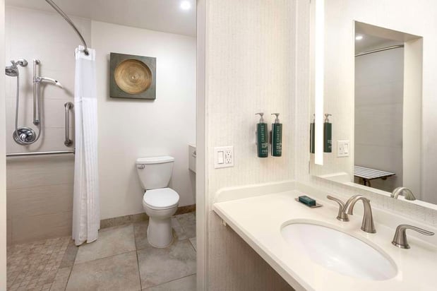 Images DoubleTree by Hilton San Diego Bayside