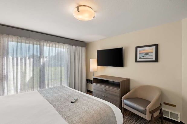 Images Best Western Inn at Face Rock