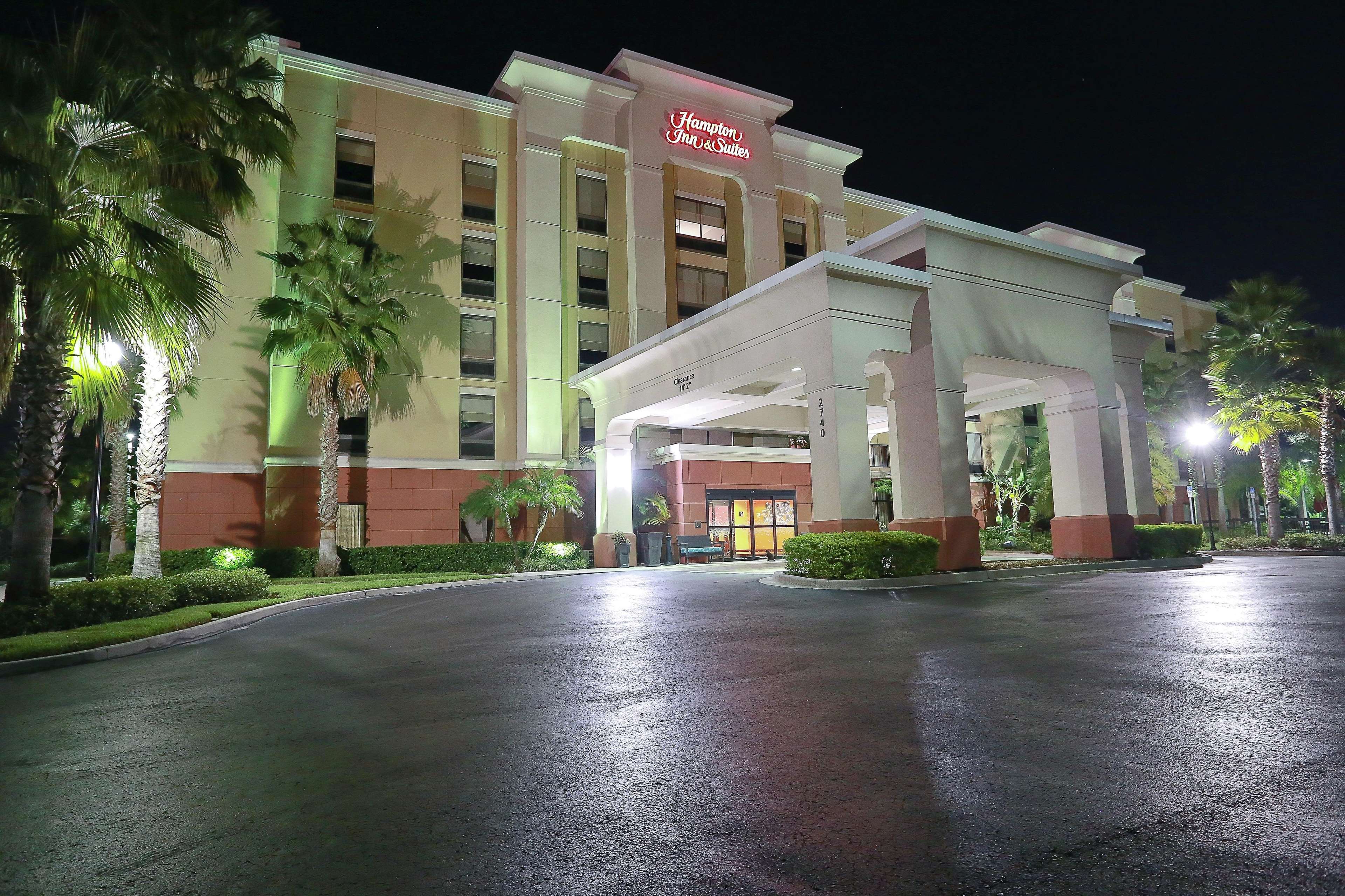 Hampton Inn & Suites Tampa-Wesley Chapel Photo