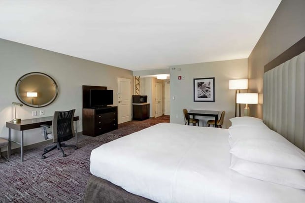 Images DoubleTree by Hilton Chicago Midway Airport