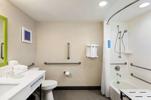 Images Hampton Inn & Suites Ft. Lauderdale Airport/South Cruise Port