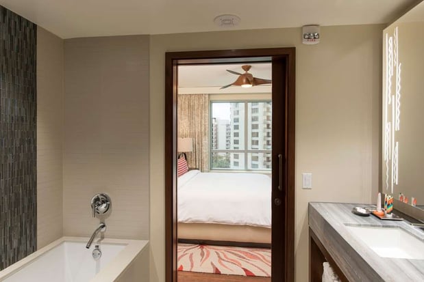 Images Hilton Grand Vacations Club The Grand Islander Waikiki Honolulu