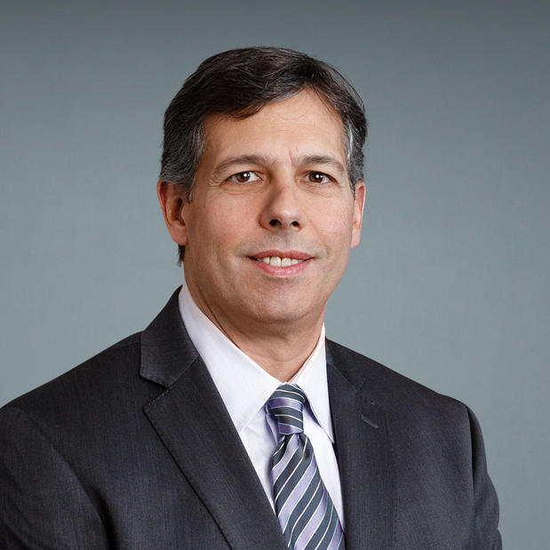 Images Manuel E. Morlote, MD