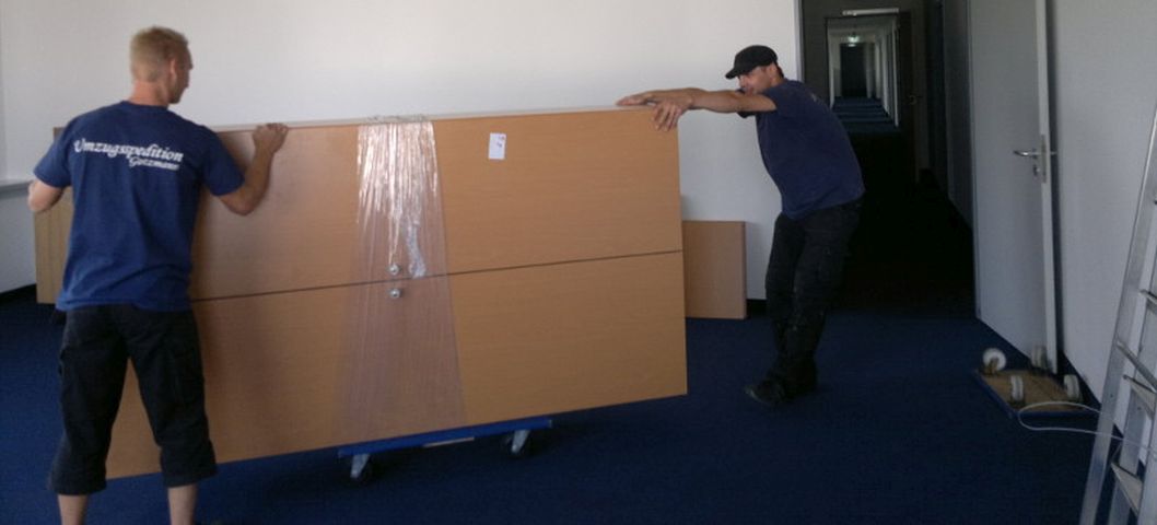 Transport- & Umzugsspedition Gotzmann, Göhrener Straße 2 in Großpösna