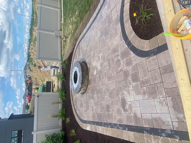 Images Krueger Lawn and Landscape