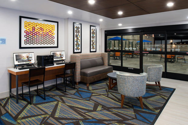 Images Holiday Inn Express Santa Rosa North by IHG