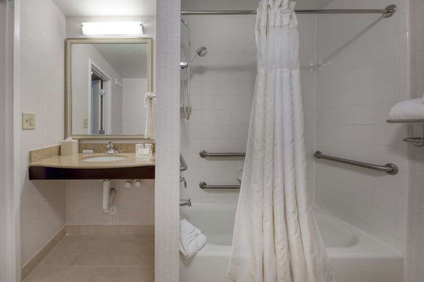 Images Hilton Garden Inn Durham Southpoint