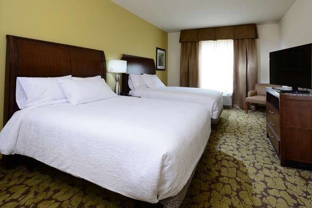Images Hilton Garden Inn Greensboro Airport