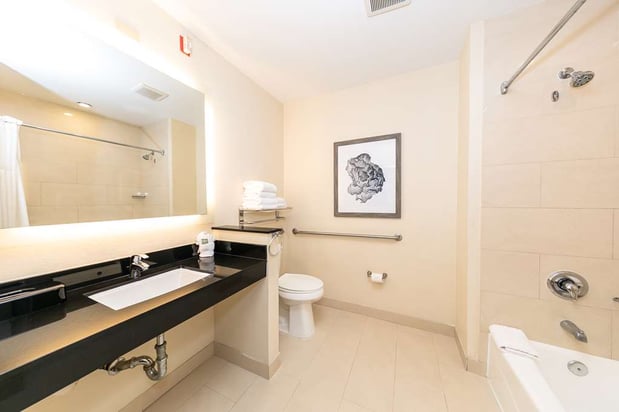 Images Best Western Inn & Suites San Diego – Zoo/SeaWorld Area