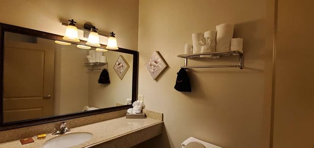 Images Best Western Plus Emory at Lake Fork Inn & Suites
