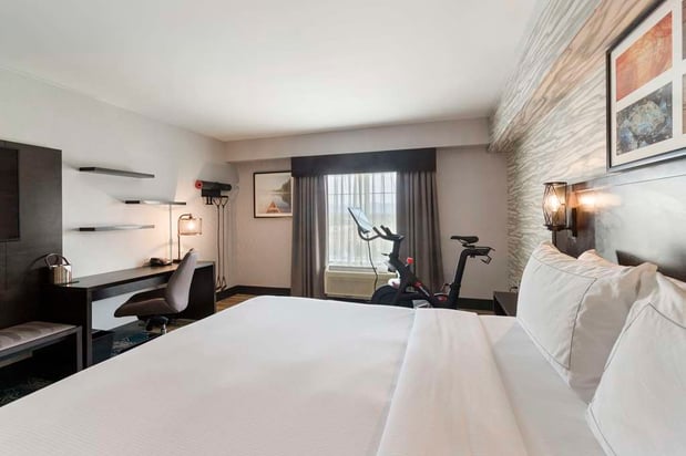 Images DoubleTree by Hilton Front Royal Blue Ridge Shadows