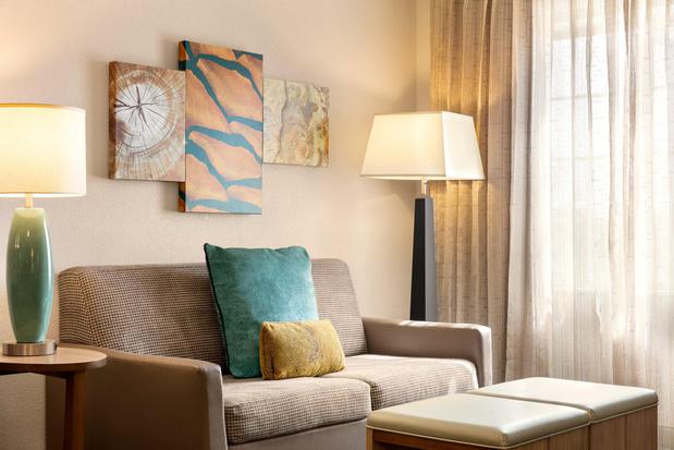 Images Staybridge Suites Fort Wayne by IHG