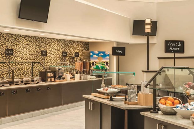 Images Embassy Suites by Hilton Milwaukee Brookfield