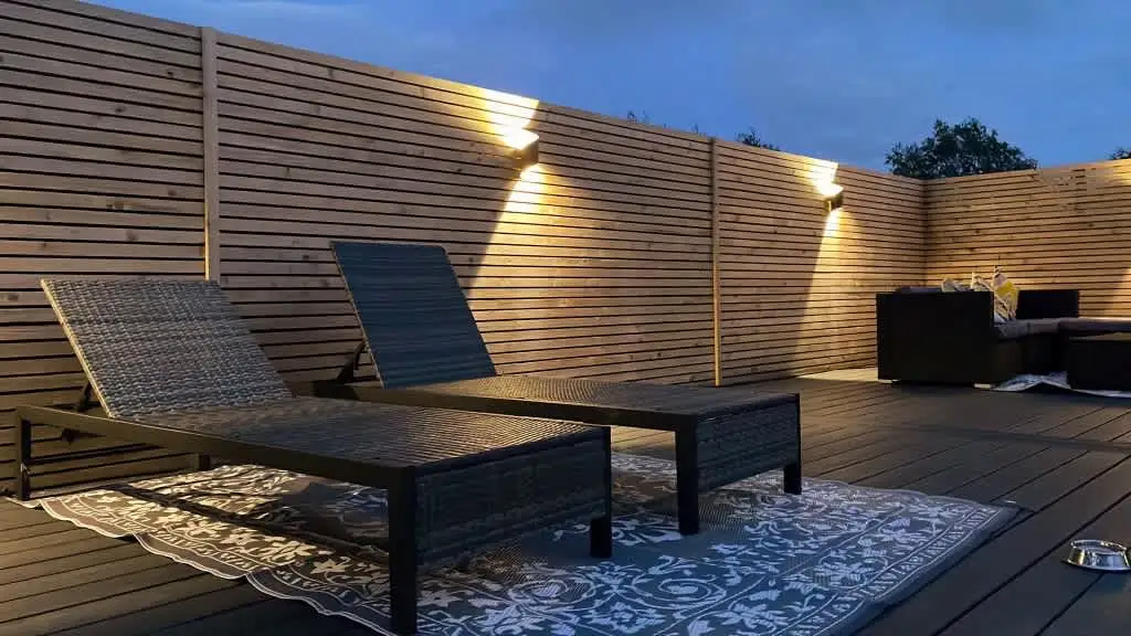 Images Ellis Decks Ltd