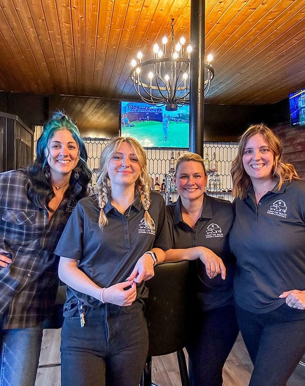 Images Tipsy on Main Kitchen & Cocktails